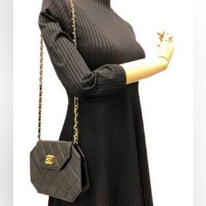 CHANEL vintage Matelasse Chain Shoulder Bag Lamb Skin Black Gold CC